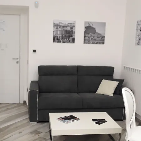 Hermes For Tourists 나폴리