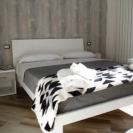 Hermes For Tourists 4* 나폴리