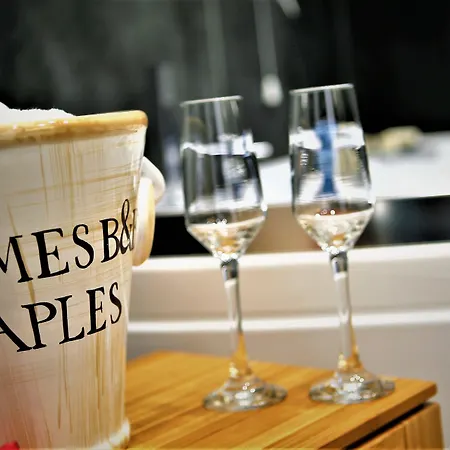 Hermes For Tourists 4* 나폴리