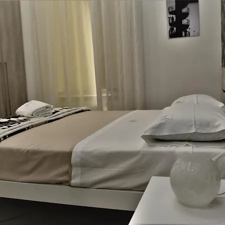Гостевой дом Hermes For Tourists Неаполь